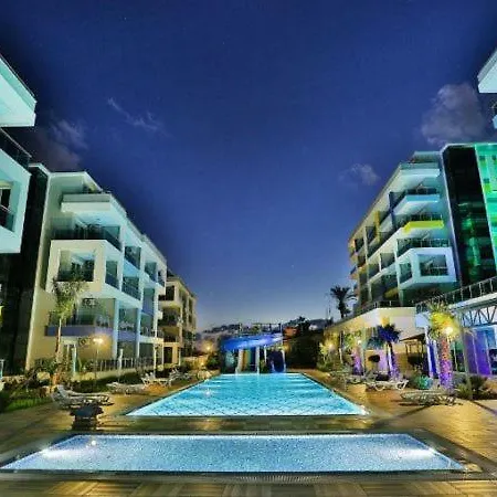 Lory Queen Luxury Lejlighed *