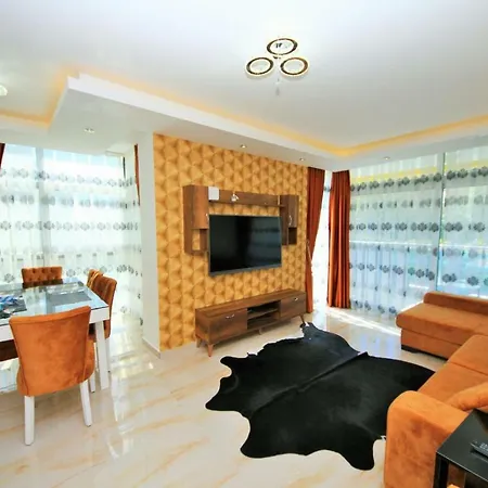 Lory Queen Luxury Apartment